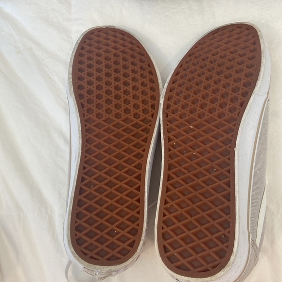 Vans - Picture 4 of 4